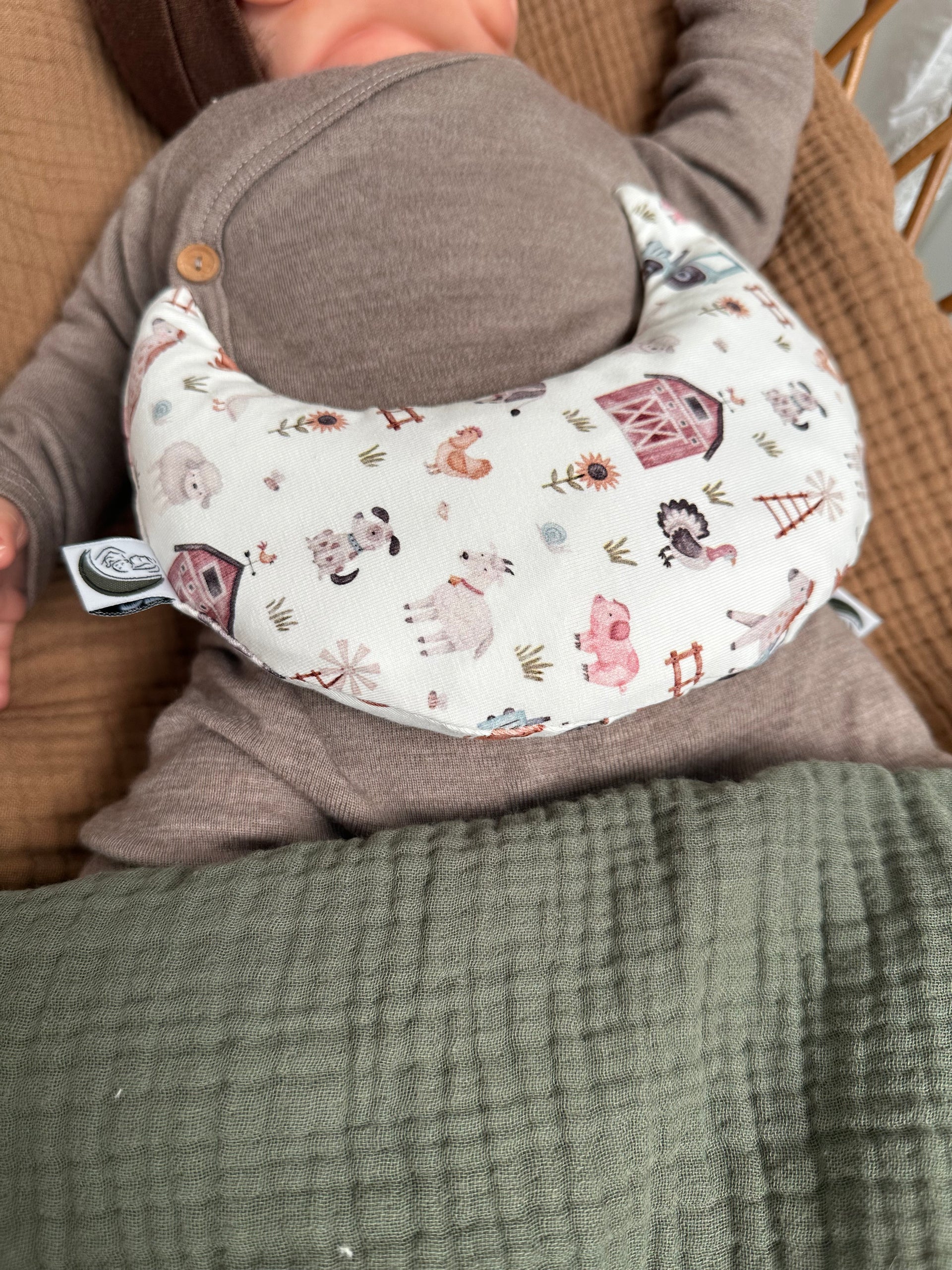 Heated Pillow - Farm Life