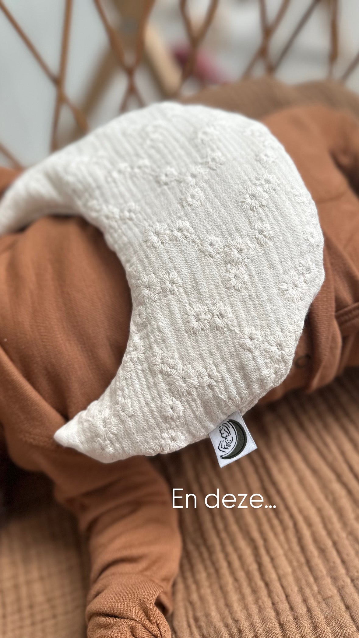 Heat Cuddly Toy Daisy off-white