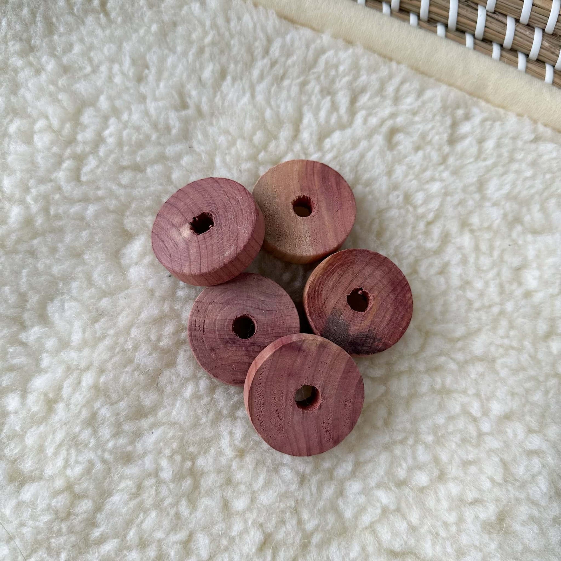 Cedar wood rings – protect wool from moths