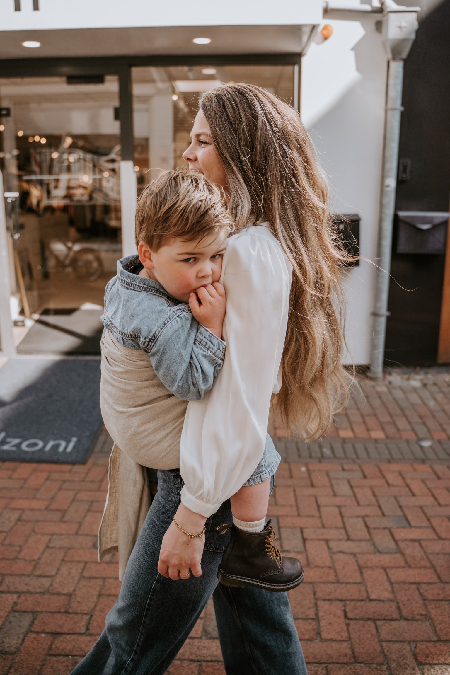 Ringsling linnen Sand natural cosy kids 