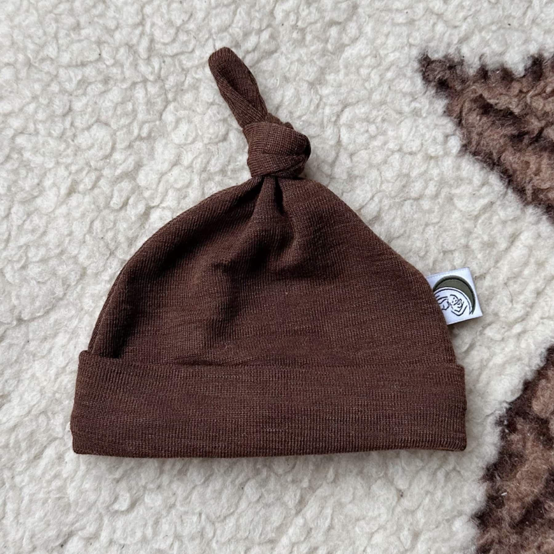 Mutsje Merinowol Brown
