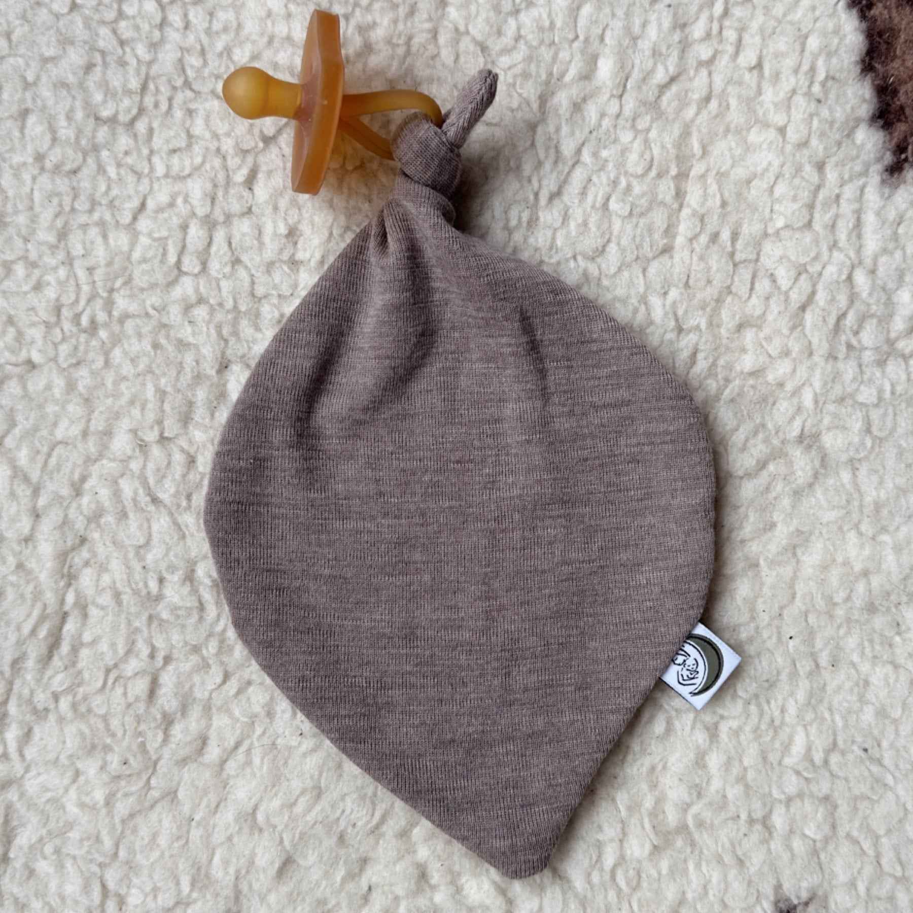 Speendoekje Merinowol Taupe – Luxe en Zacht voor je Baby